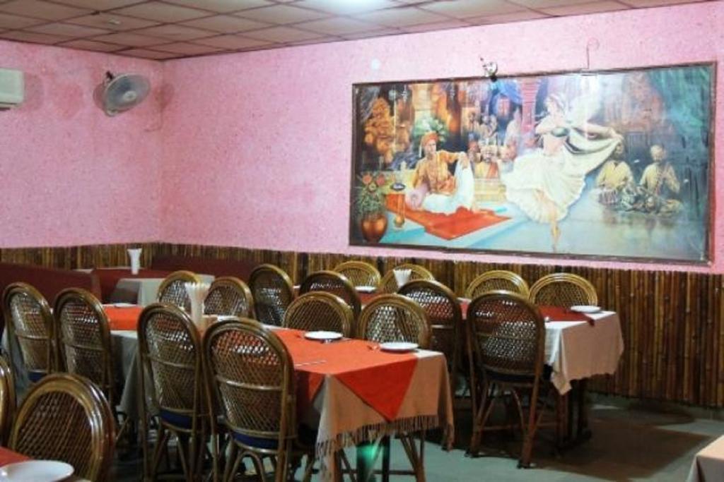 Hotel Zee Agra  Ngoại thất bức ảnh